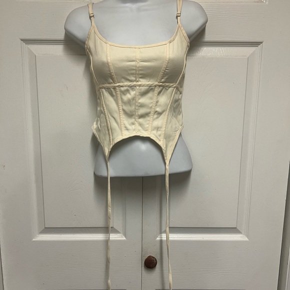 Pretty Littke Thing Creme Curved Hem Corset Top - Picture 8 of 8